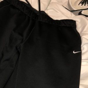 women’s nike sweatpants